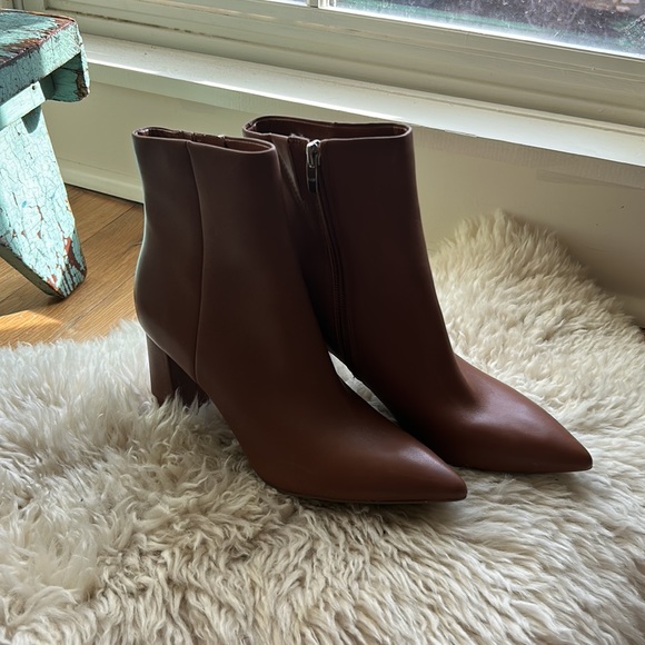 Marc Fisher Gritana Tapered Block Heel Dress Booties. Dark Natural Leather. - Picture 4 of 6